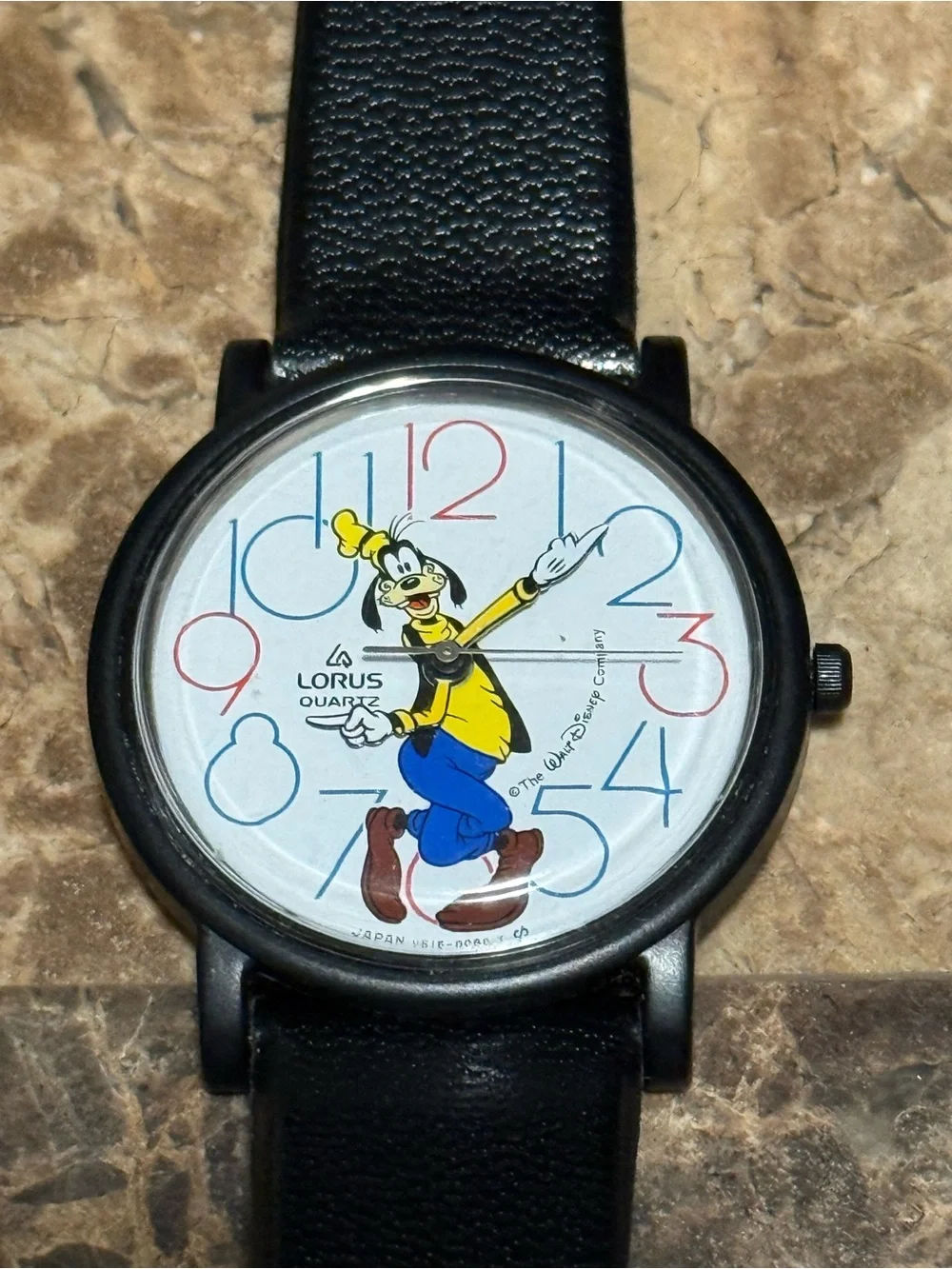 1990s Lorus by Seiko Goofy Disney Watch for Men and Women Black Case WhiteDial